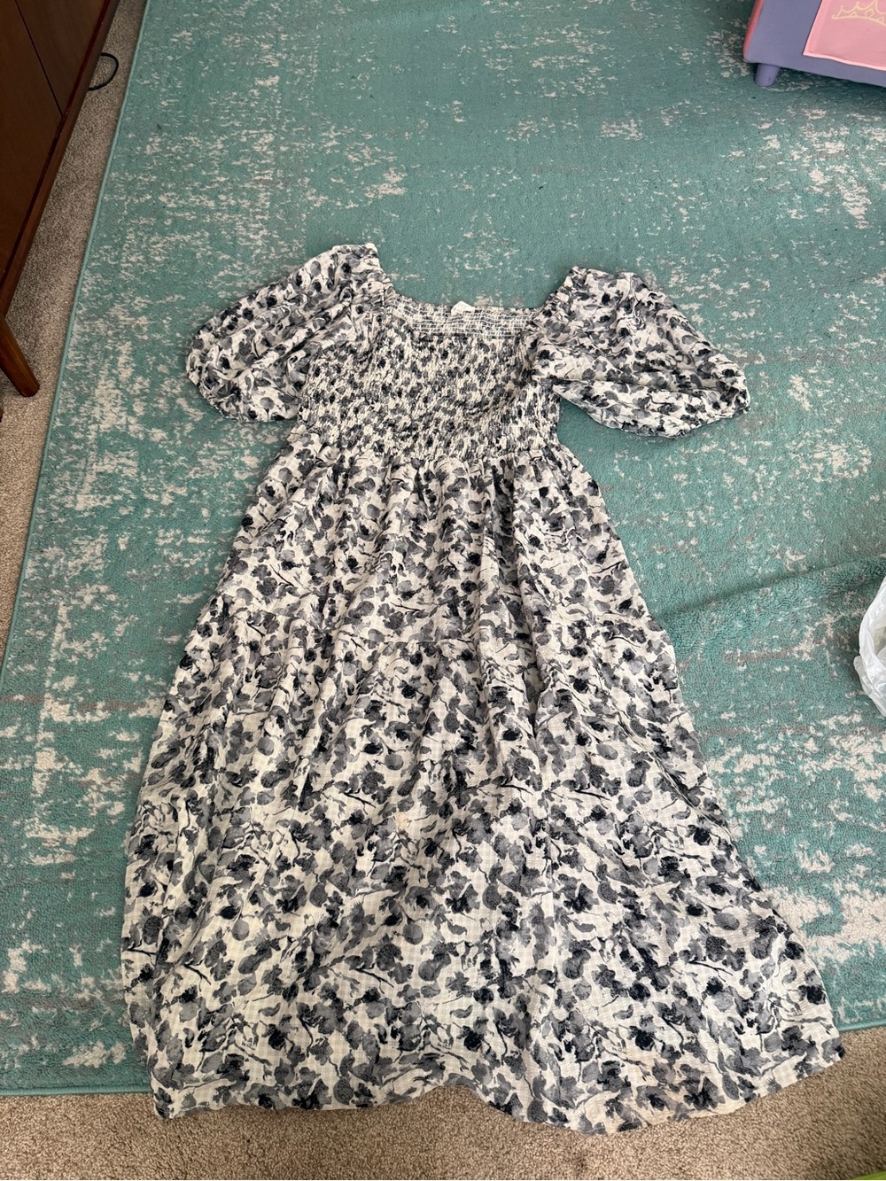 Oddi women’s Smocked Floral Puff-Sleeve Dress 2X